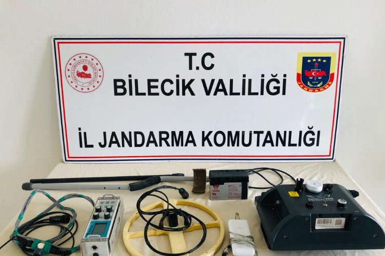 Bilecik Pazaryeri’nde Jandarma izinsiz kazıya göz açtırmadı 