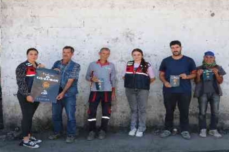 Bingöl Jandarması'ndan 'Kadına El Kal-Ka-Maz' çalışması