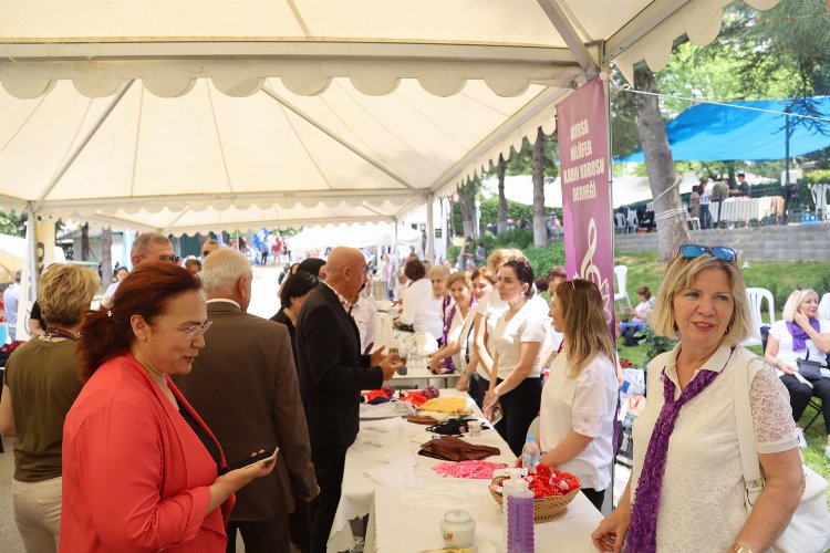 Bursa'da huzurevinde 'kermes'li moral