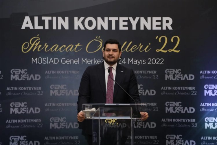 Genç MÜSİAD'dan genç ihracatçılara anlamlı ödül