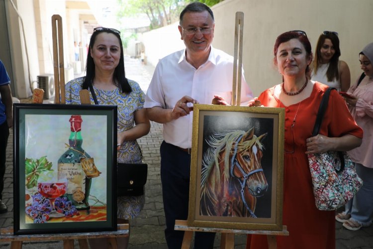 Hatay'da HATMEK kursiyerlerinin yıl sonu sergisi