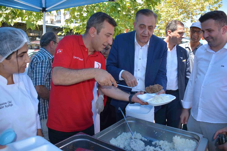 İzmir'de Buca Kızılay, 15 Temmuz’da milletin yanında