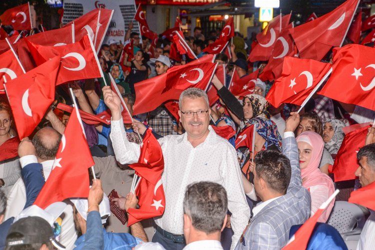 Karacabey 15 Temmuz’da tek yürek olacak