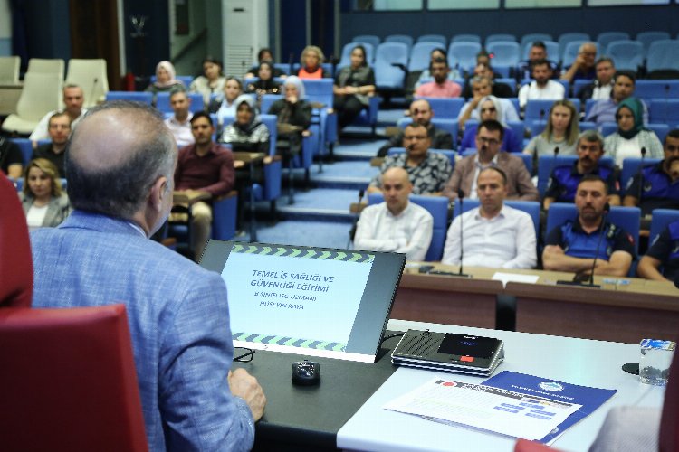 Kayseri Büyükşehir'den hizmet içi eğitim