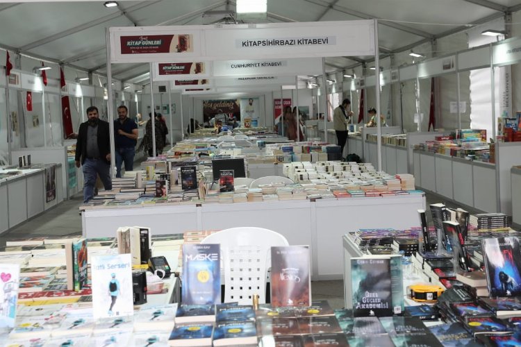 Kocaeli'de İzmit Kitap Günleri açıldı