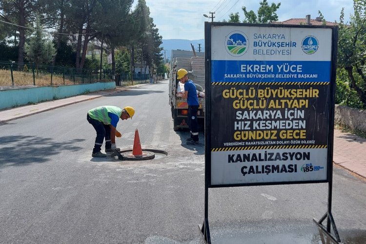 Konforlu ulaşım için Geyve’de 600 kapağa müdahale edildi