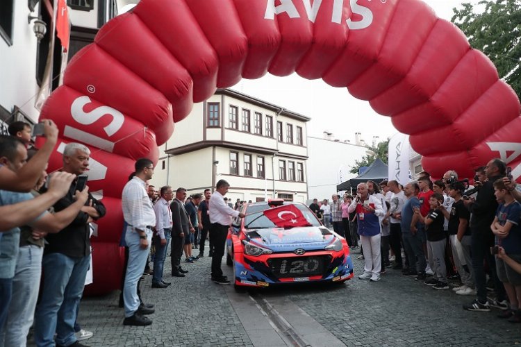 Kütahya'da tırmanma yarışının startı Germiyan'da verildi