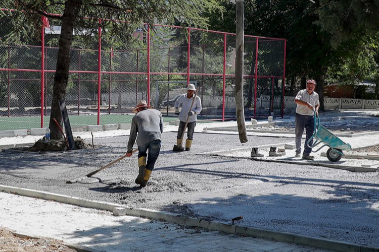 Kütahya'da Yüzüncü Yıl Park yenileniyor