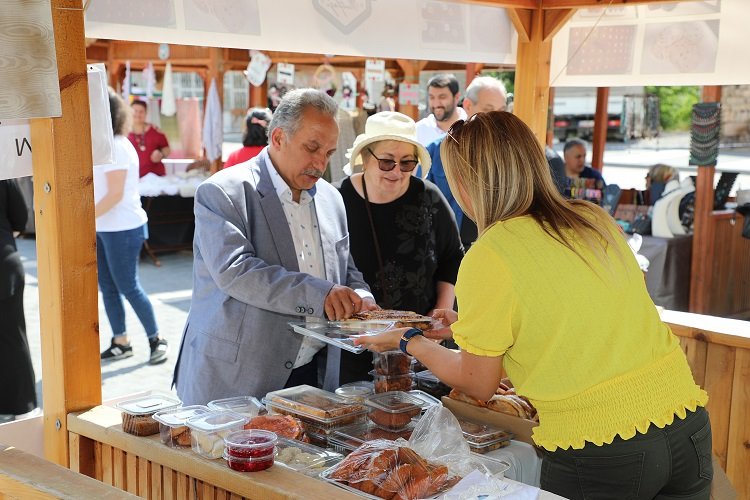 ‘Maharetli Eller Kadın Üretici Pazarı Talas'ta kuruluyor