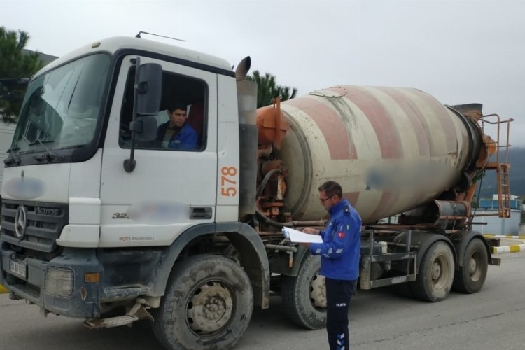 Manisa'da kaçak yapıyla mücadele sürüyor