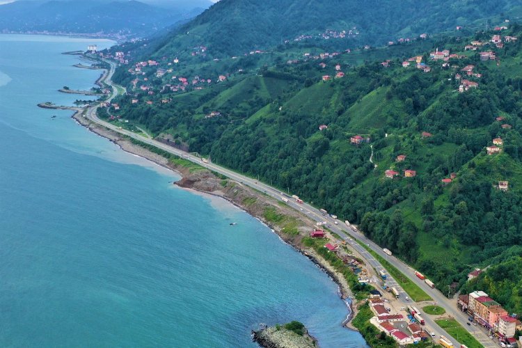 Rize'de Bozkale-Söğütlü arası ışıklandırılıyor