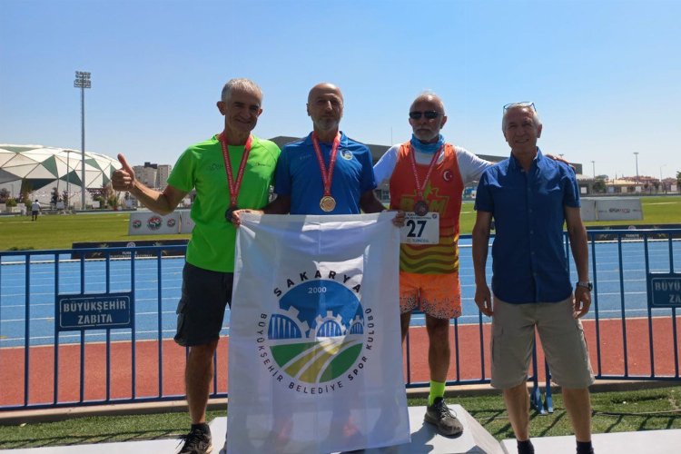 Sakarya'ya bir şampiyonlukta atletizmden geldi