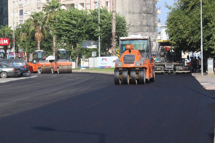 Şehir merkezi asfalta büründü