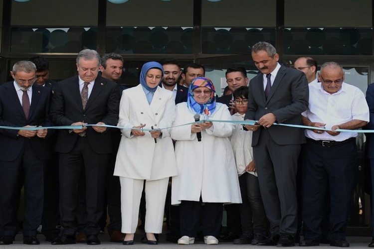 Bakan Özer İl Müdürlerini alarma geçirdi... 'Kayıtlarda kesinlikle bağış alınmayacak