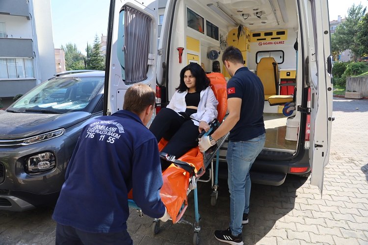 Bursa'da üniversite yolunda ilk adımı ambulansla attı