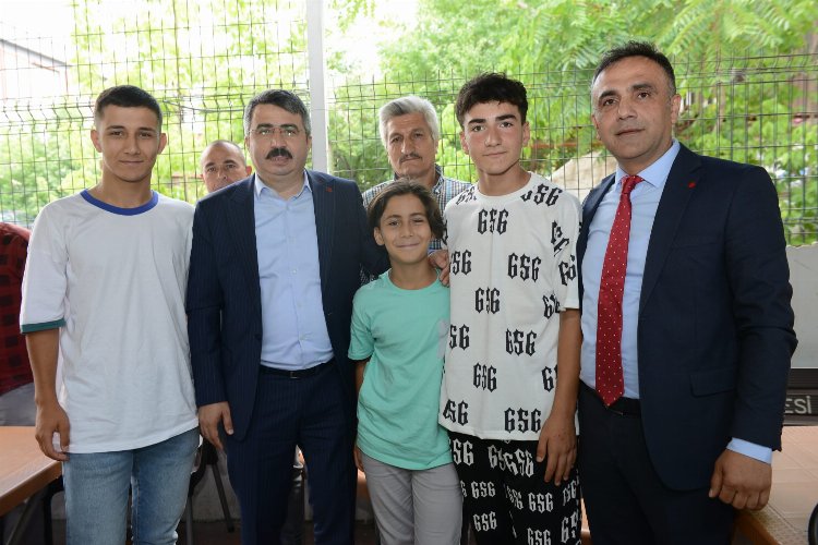 Bursa Yıldırım'da Başkan Oktay Yılmaz'dan bayram mesaisi