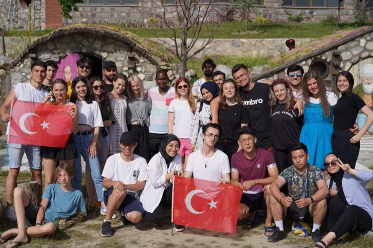 Geleceğin diplomatları Bursa Gürsu'dan yetişecek