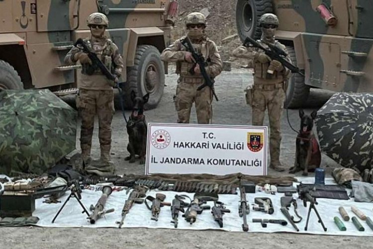 Hakkari'de Eren Abluka-29'da çok sayıda mühimmat ele geçirildi