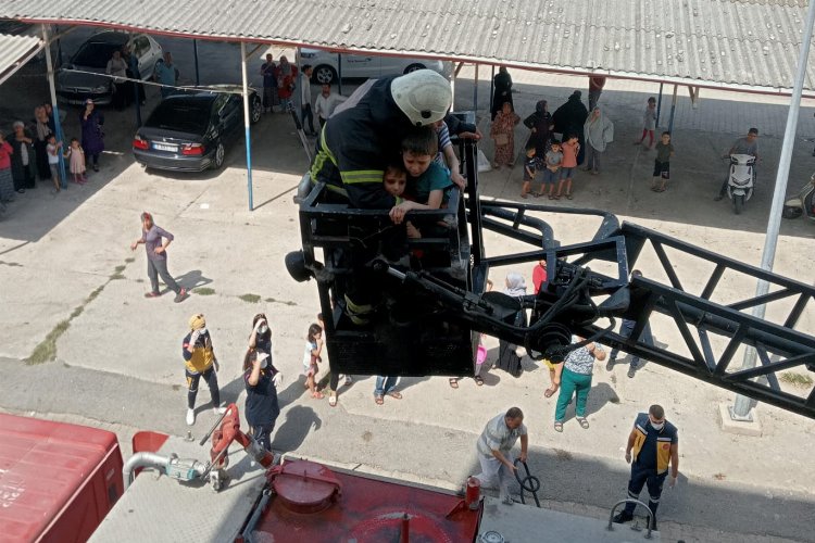 Hatay Antakya'da çıkan yangında hayat kurtaran müdahale