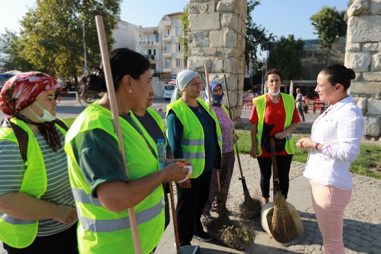 İzmir Efes Selçuk'un kadın başkanı, sokakları da kadınlara emanet etti