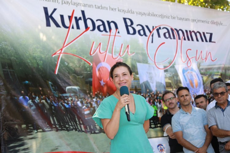 İzmir Selçuk'ta işçilere bayram müjdesi