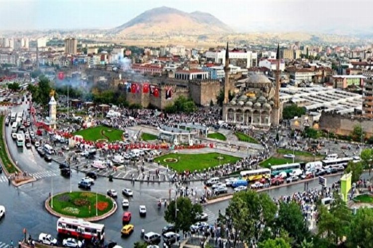 Kayseri ilçeleriyle 'sosyo-gelişmişlik'te geriledi!