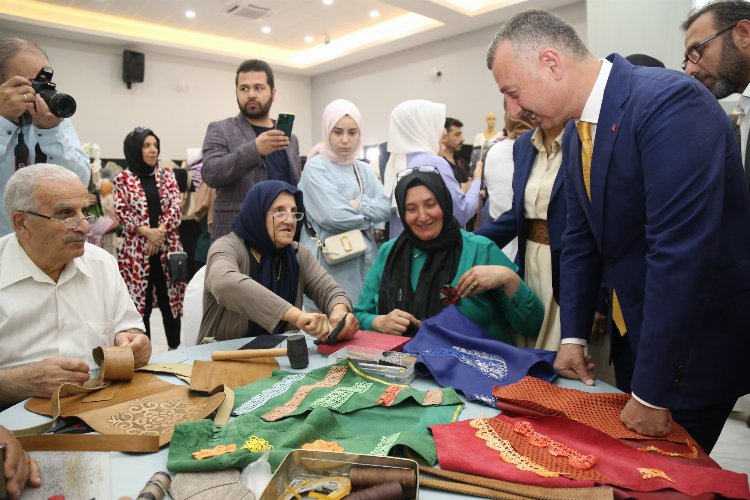 KO-MEK Derince'de el emeklerini sergiledi