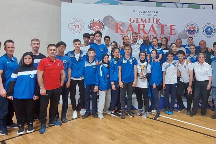 Kocaeli'de Kağıtspor’dan madalya yağmuru