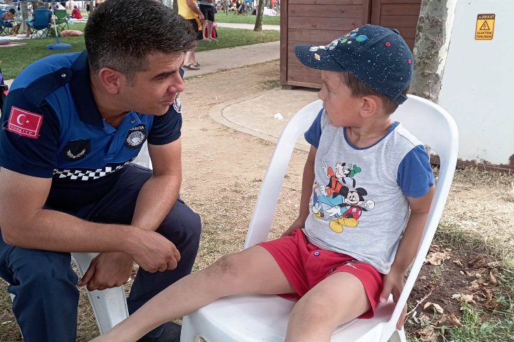 Kocaeli Zabıtası kaybolan çocukları ailelerine ulaştırdı