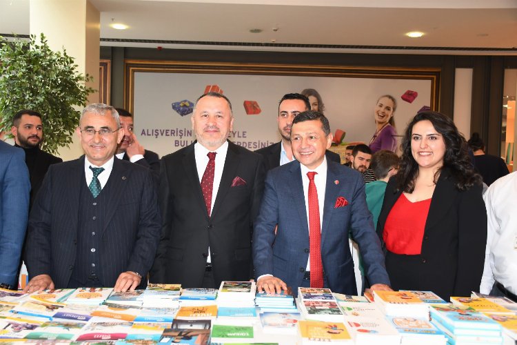 Kütahya'da çocuklara özel 'Kitap Şenliği'