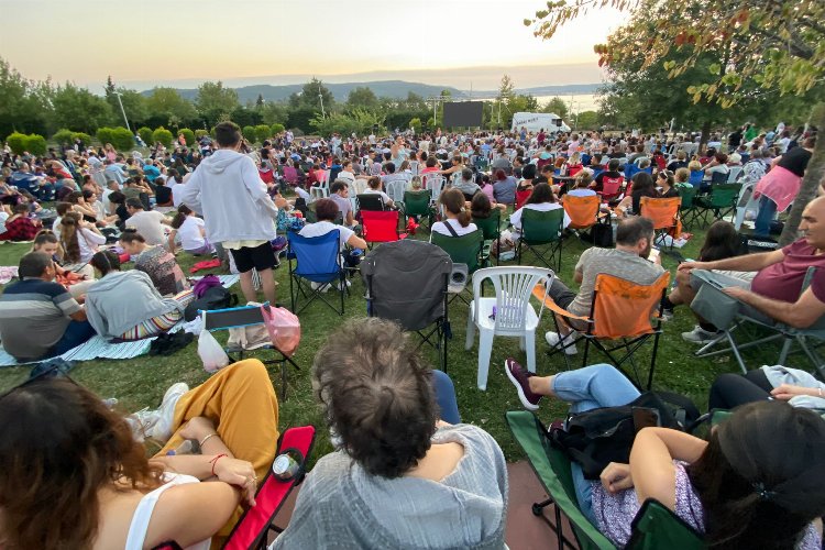 Özgürlük Park'ında sinema keyfi