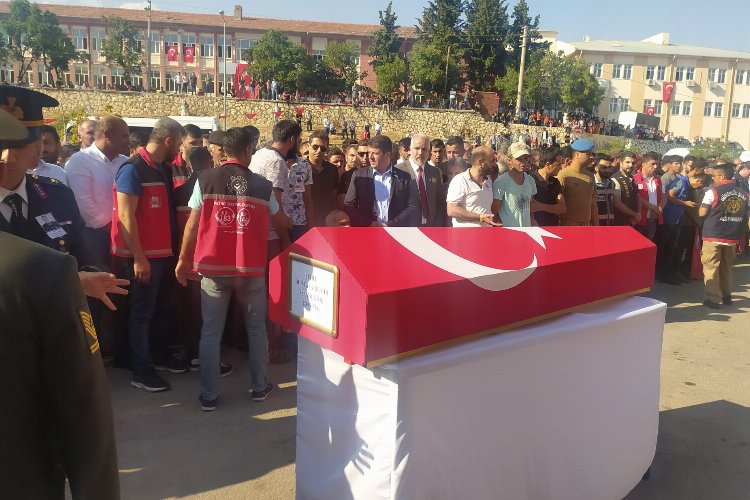 Pençe Kilit şehidi Adıyaman'da son yolculuğuna uğurlandı