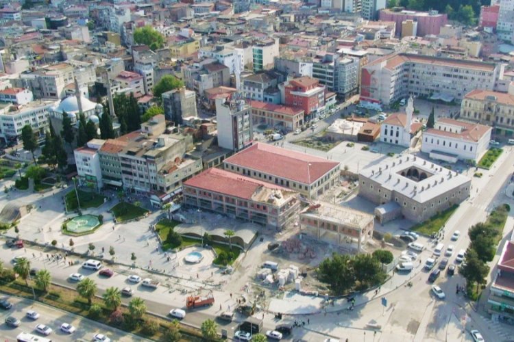 Saathane Meydanı’na “sümbül konağı”