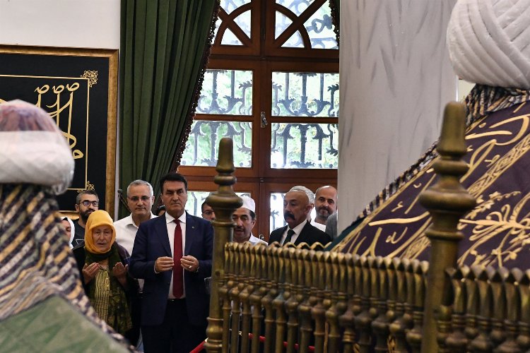 Türbedar Saniye Teyze Bursa hasretini giderdi