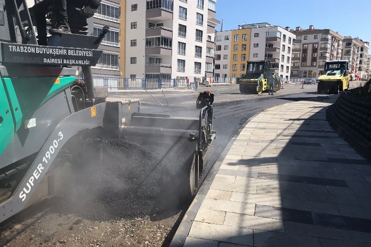 Trabzon’un tek gündemi yol