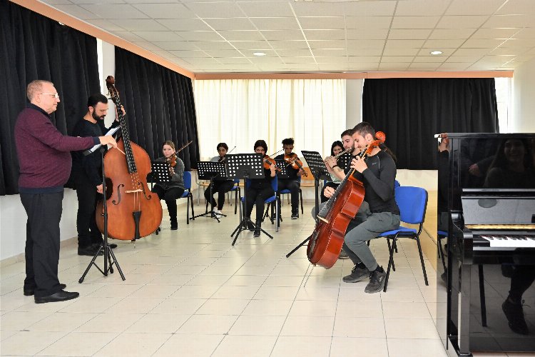 Yakın Doğu Üniversitesi 'yetenekli'leri bekliyor